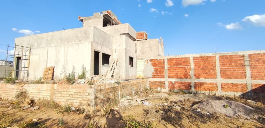 CASA NO CONDOMINIO PINHEIROS, NO JARDIM BOTANICO