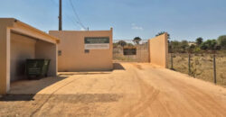 EXCELENTE LOTE COM 300 METROS, NO CONDOMINIO RESIDENCIAL PINHEIROS, NO JARDIM BOTANICO.