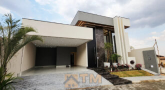 Casa Nova, Moderna no Condomínio Jardim Botanic! Encante-se com esta belíssima residência com fachada contemporânea e acabamentos de alto padrão, localizada em um dos condomínios mais desejados da região!