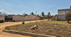 EXCELENTE LOTE COM 300 METROS, NO CONDOMINIO RESIDENCIAL PINHEIROS, NO JARDIM BOTANICO.