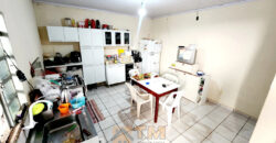 CASA COM 3 QUARTOS, SUITE, BAIRRO VILA NOVA, PERTO DE PARADA E COMERCIO EM SÃO SEBASTIÃO/DF