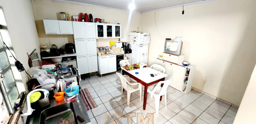 CASA COM 3 QUARTOS, SUITE, BAIRRO VILA NOVA, PERTO DE PARADA E COMERCIO EM SÃO SEBASTIÃO/DF