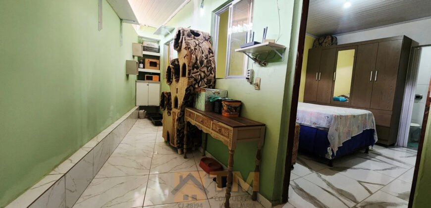 CASA COM 2 SUITES, DE ESQUINA, NO BAIRRO SÃO FRANCISCO, EM SÃO SEBASTIÃO/DF. PERTO DE PARADA E COMERCIO.