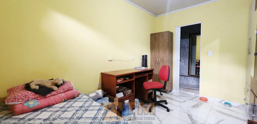 CASA COM 2 SUITES, DE ESQUINA, NO BAIRRO SÃO FRANCISCO, EM SÃO SEBASTIÃO/DF. PERTO DE PARADA E COMERCIO.