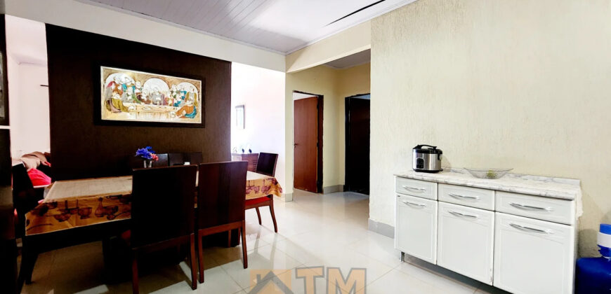 Excelente Casa com 2 Quartos, Toda Forrada,no B. Morro da Cruz, São Sebastião/DF.