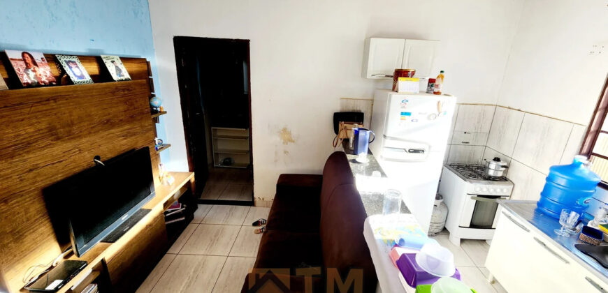 CASA COM 3 QUARTOS, SUITE, BAIRRO VILA NOVA, PERTO DE PARADA E COMERCIO EM SÃO SEBASTIÃO/DF