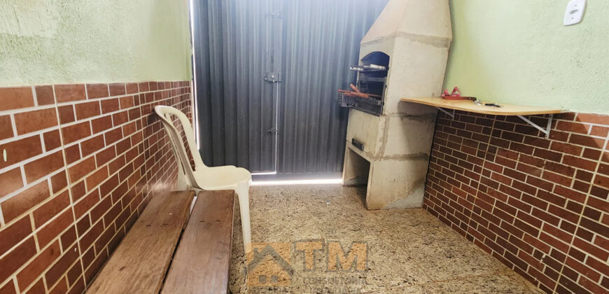 CASA COM 2 SUITES, DE ESQUINA, NO BAIRRO SÃO FRANCISCO, EM SÃO SEBASTIÃO/DF. PERTO DE PARADA E COMERCIO.