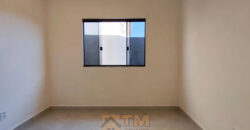 Descubra uma residência confortável e prática no Condomínio Estância dos Ipes, localizado no coração do Jardim Botânico, em Brasília. Com 3 dormitórios, sendo 2 suítes, e 3 vagas de garagem, esse imóvel alia estilo, funcionalidade e uma excelente localização para sua família viver bem.