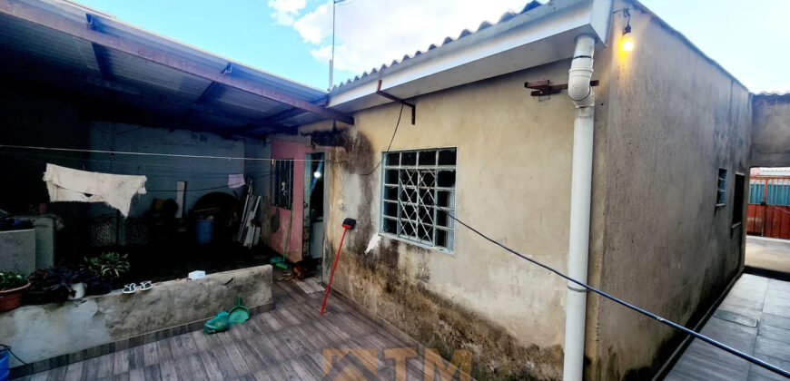 CASA COM 3 QUARTOS, SUITE, BAIRRO VILA NOVA, PERTO DE PARADA E COMERCIO EM SÃO SEBASTIÃO/DF