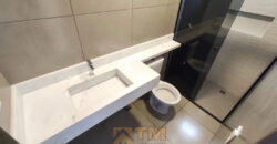 Descubra uma residência confortável e prática no Condomínio Estância dos Ipes, localizado no coração do Jardim Botânico, em Brasília. Com 3 dormitórios, sendo 2 suítes, e 3 vagas de garagem, esse imóvel alia estilo, funcionalidade e uma excelente localização para sua família viver bem.