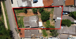 EXCELENTE OPORTUNIDADE! IMÓVEL UNICO ! LOTE DE APROXIMADAMENTE 1.000 METROS NA CIDADE, COM 3 CASAS, NO BAIRRO MORRO AZUL, DE FRENTE AO CONDOMINIO ALTO MANGUEIRAL, PROXIMO AO SUPER ADEGA, AO ULTRABOX EM SÃO SEBASTIÃO/DF.