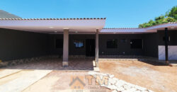 CASA NOVA, MODERNA, COM 2 QUARTOS, SUITE, NO BAIRRO VILA DO BOA, EM SÃO SEBASTIÃO/DF. PERTO DE PARADA E COMERCIO.