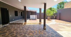 CASA NOVA, MODERNA, COM 2 QUARTOS, SUITE, NO BAIRRO VILA DO BOA, EM SÃO SEBASTIÃO/DF. PERTO DE PARADA E COMERCIO.