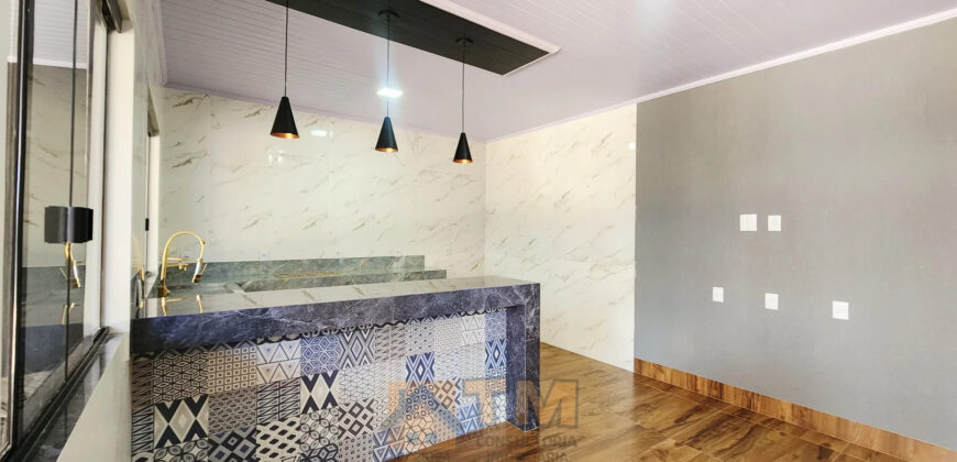 CASA NOVA, MODERNA, COM 2 QUARTOS, SUITE, NO BAIRRO VILA DO BOA, EM SÃO SEBASTIÃO/DF. PERTO DE PARADA E COMERCIO.