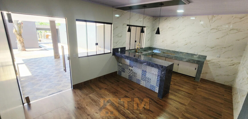 CASA NOVA, MODERNA, COM 2 QUARTOS, SUITE, NO BAIRRO VILA DO BOA, EM SÃO SEBASTIÃO/DF. PERTO DE PARADA E COMERCIO.
