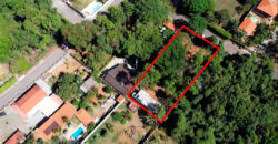 Excelente oportunidade no Condomínio Ouro Vermelho I, no bairro JARDIM BOTÂNICO, em Brasília (DF). Esta casa padrão de 100m² combina conforto e estilo, com um dormitório, suíte e vaga de garagem, ideal para quem busca praticidade e uma vida tranquila em uma localização privilegiada. Aproveite o melhor da cidade com infraestrutura completa e um ambiente acolhedor para toda a família.