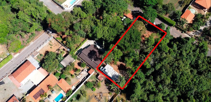 Excelente oportunidade no Condomínio Ouro Vermelho I, no bairro JARDIM BOTÂNICO, em Brasília (DF). Esta casa padrão de 100m² combina conforto e estilo, com um dormitório, suíte e vaga de garagem, ideal para quem busca praticidade e uma vida tranquila em uma localização privilegiada. Aproveite o melhor da cidade com infraestrutura completa e um ambiente acolhedor para toda a família.