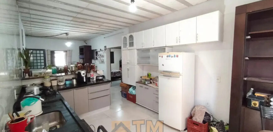 EXCELENTE CASA, TODA NA LAJE, NO BAIRRO MORRO DA CRUZ EM SÃO SEBASTIÃO DF.