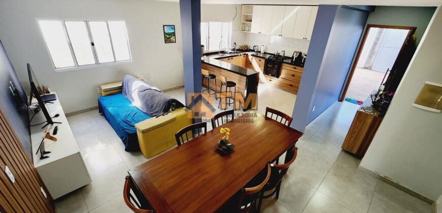 MARAVILHOSO SOBRADO COM FINO ACABAMENTO, COM 3 QUARTOS, ARMÁRIOS PLANEJADOS, BAIRRO SÃO JOSÉ, EM SÃO SEBASTIÃO/DF.