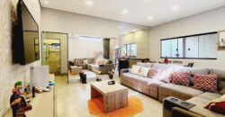 MARAVILHOSO SOBRADO NO CENTRO DA CIDADE, MODERNO, COM FINO ACABAMENTO, 3 SUITES, EM SÃO SEBASTIÃO DF. AC. CARRO