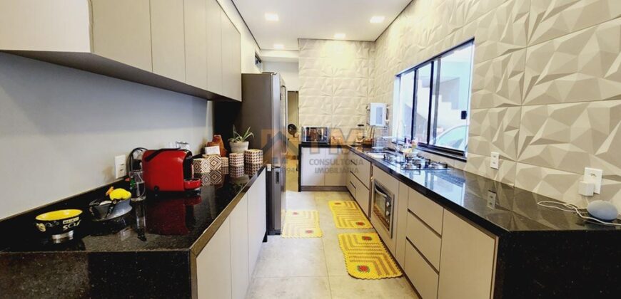 MARAVILHOSO SOBRADO NO CENTRO DA CIDADE, MODERNO, COM FINO ACABAMENTO, 3 SUITES, EM SÃO SEBASTIÃO DF. AC. CARRO