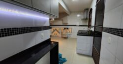 Excelente Casa com 3 Quartos, Suites, Armários Planejados, Toda na Laje, localizada no Bairro Residencial do Bosque, em São Sebastião/DF.