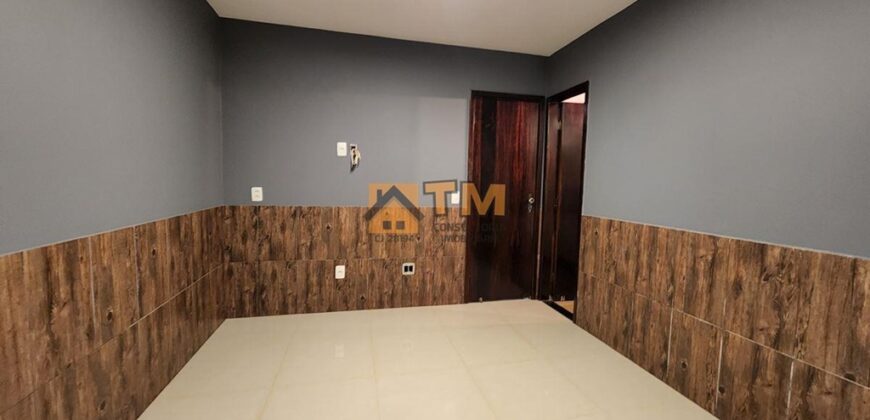 Excelente Casa com 3 Quartos, Suites, Armários Planejados, Toda na Laje, localizada no Bairro Residencial do Bosque, em São Sebastião/DF.