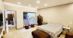 MARAVILHOSO SOBRADO NO CENTRO DA CIDADE, MODERNO, COM FINO ACABAMENTO, 3 SUITES, EM SÃO SEBASTIÃO DF. AC. CARRO