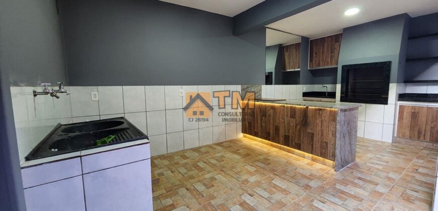 Excelente Casa com 3 Quartos, Suites, Armários Planejados, Toda na Laje, localizada no Bairro Residencial do Bosque, em São Sebastião/DF.