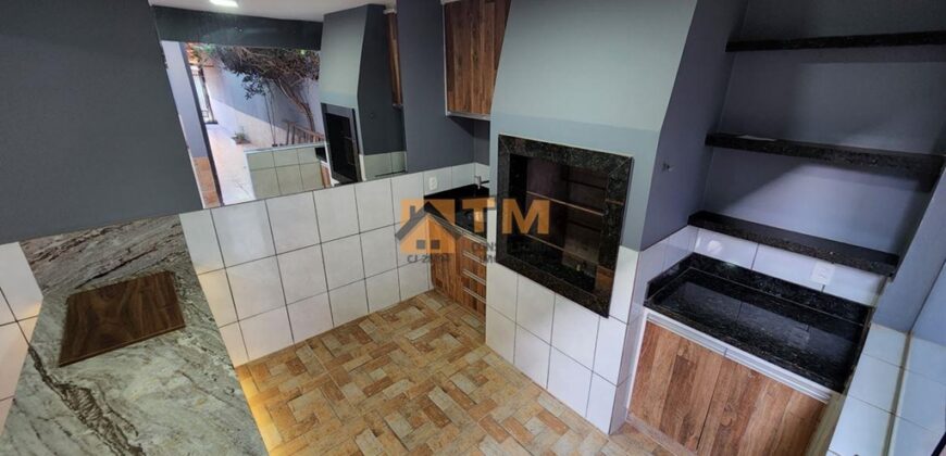 Excelente Casa com 3 Quartos, Suites, Armários Planejados, Toda na Laje, localizada no Bairro Residencial do Bosque, em São Sebastião/DF.