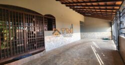 Excelente Casa com 3 Quartos, Suites, Armários Planejados, Toda na Laje, localizada no Bairro Residencial do Bosque, em São Sebastião/DF.