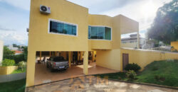 Conquiste seu novo lar no Condomínio Ouro Vermelho I, no bairro Jardim Botânico, em Brasília. Uma linda casa de 320m², moderna e espaçosa, que une conforto, praticidade e um estilo de vida exclusivo para você e sua família. Aproveite o melhor de morar em uma residência com amplas suítes e uma infraestrutura completa de lazer.