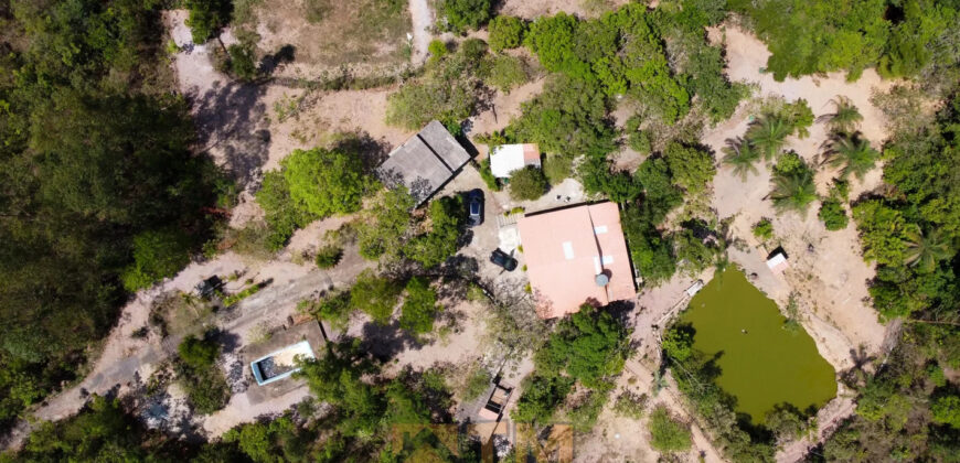 Chácara com 4 hectares, com córrego, Bem Localizada, no Cavas de Baixo, Perto da ponte do Rio São Bartolomeu em São Sebastião/DF.