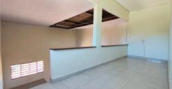 SOBRADO COM LOTÃO DE 300 METROS, BAIRRO MORRO DA CRUZ, EM SÃO SEBASTIÃO/DF.