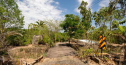 Chácara com 4 hectares, com córrego, Bem Localizada, no Cavas de Baixo, Perto da ponte do Rio São Bartolomeu em São Sebastião/DF.