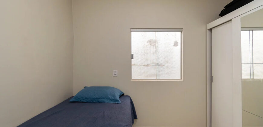 EXCELENTE CASA MAIS UMA KIT NOS FUNDOS, EM CONDOMÍNIO. REGIÃO DO TORORÓ JARDIM BOTÂNICO/DF. CONDOMINIO PERTO DA BR 140, COM FÁCIL ACESSO!