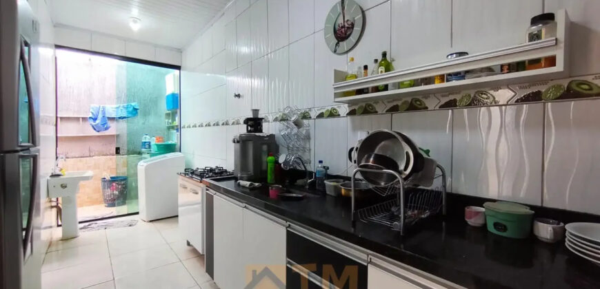 CASA NA 205 DO BAIRRO RESIDENCIAL OESTE EM SÃO SEBASTIÃO DF.