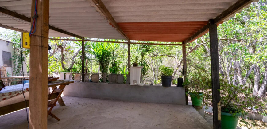 Chácara com 4 hectares, com córrego, Bem Localizada, no Cavas de Baixo, Perto da ponte do Rio São Bartolomeu em São Sebastião/DF.