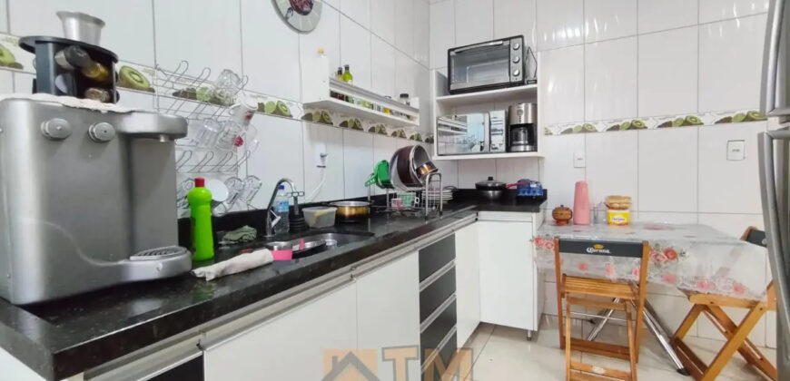 CASA NA 205 DO BAIRRO RESIDENCIAL OESTE EM SÃO SEBASTIÃO DF.