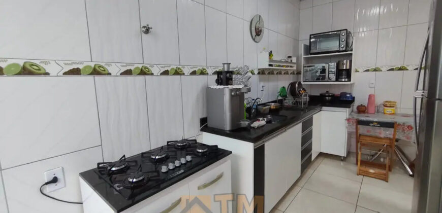 CASA NA 205 DO BAIRRO RESIDENCIAL OESTE EM SÃO SEBASTIÃO DF.