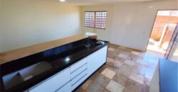 SOBRADO COM LOTÃO DE 300 METROS, BAIRRO MORRO DA CRUZ, EM SÃO SEBASTIÃO/DF.