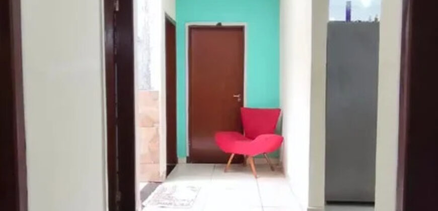 CASA NA 205 DO BAIRRO RESIDENCIAL OESTE EM SÃO SEBASTIÃO DF.