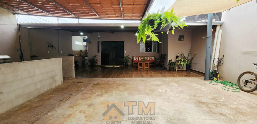 EXCELENTE CASA, DE ESQUINA, COM CHURRASQUEIRA, BAIRRO RESIDENCIAL OESTE, EM SÃO SEBASTIÃO/DF. ACEITA PERMUTA CASA EM CONDOMINIO