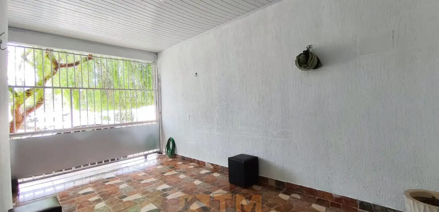 CASA NA 205 DO BAIRRO RESIDENCIAL OESTE EM SÃO SEBASTIÃO DF.