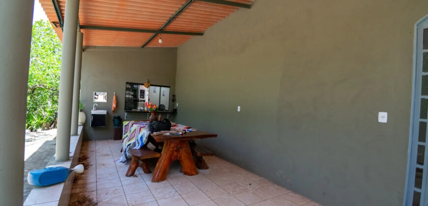 Chácara com 4 hectares, com córrego, Bem Localizada, no Cavas de Baixo, Perto da ponte do Rio São Bartolomeu em São Sebastião/DF.