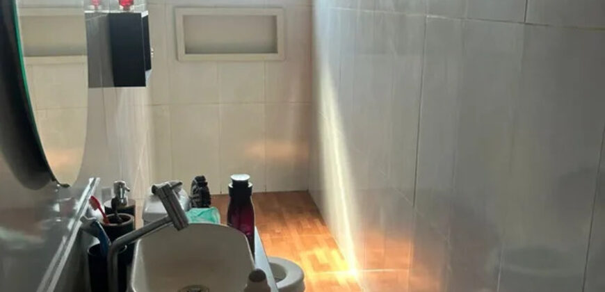 EXCELENTE CASA COM 3 QUARTOS, ARMÁRIOS PLANEJADOS, BAIRRO BORA MANSO, PERTO DA PRINCIPAL, E DO COMERCIO, EM SÃO SEBASTIÃO/DF.