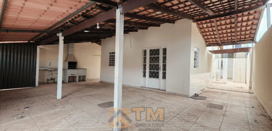 IMOVEL PARA INVESTIR OU MORAR 1 SOBRADO NOS FUNDOS, UMA CASA COM 3 QUARTOS, NA LAJE, BAIRRO RESIDENCIAL OESTE, PERTO DO BOMBEIRO, EM SÃO SEBASTIÃO/DF.