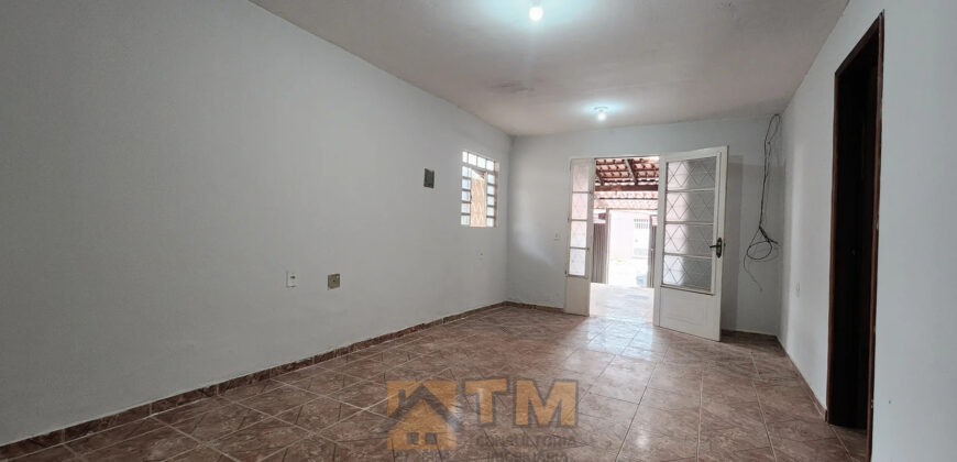 IMOVEL PARA INVESTIR OU MORAR 1 SOBRADO NOS FUNDOS, UMA CASA COM 3 QUARTOS, NA LAJE, BAIRRO RESIDENCIAL OESTE, PERTO DO BOMBEIRO, EM SÃO SEBASTIÃO/DF.
