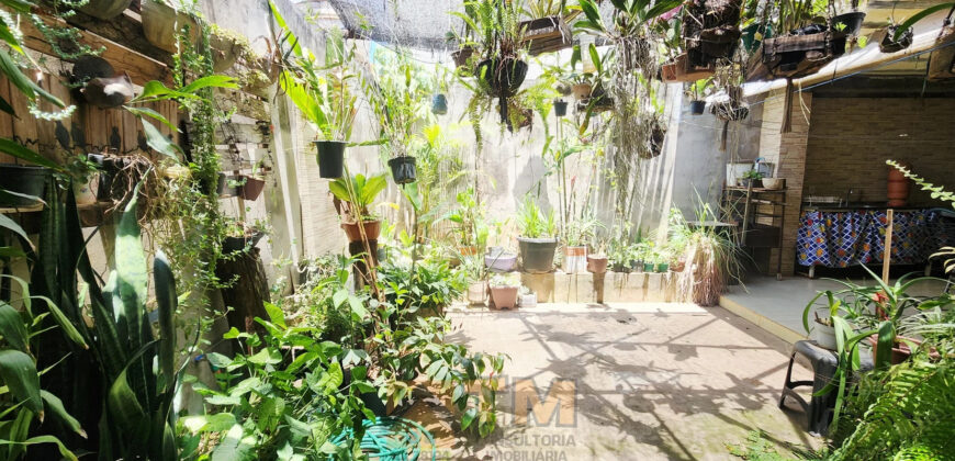 SOBRADO COM 6 QUARTOS, NO BAIRRO VILA NOVA PERTO DE COMERCIO E PARADA DE ONIBUS, EM SÃO SEBASTIÃO/DF.