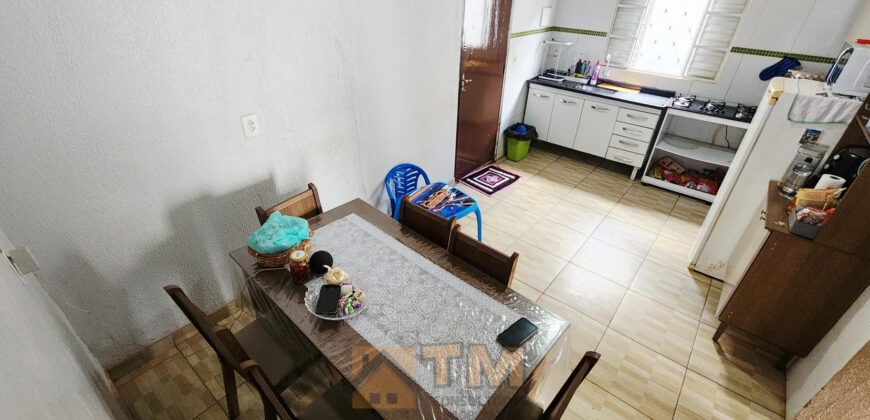 2 EXCELENTES CASAS NO MESMO LOTE, COM TUDO INDEPENTE, NO BAIRRO VILA NOVA, PERTO DA ESQUINA 14, EM SÃO SEBASTIÃO/DF.